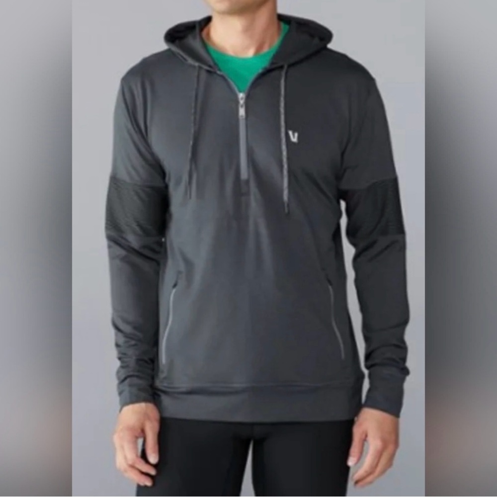 Vuori Charcoal  Zion Half-Zip Pullover/Men’s Sz Small
